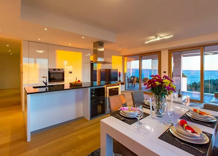 Bel Etage Amora Luxury Seaview With Pool * سبليت
