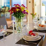 아파트 Bel Etage Amora Luxury Seaview With Pool