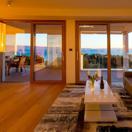 Apartmán Bel Etage Amora Luxury Seaview With Pool Split